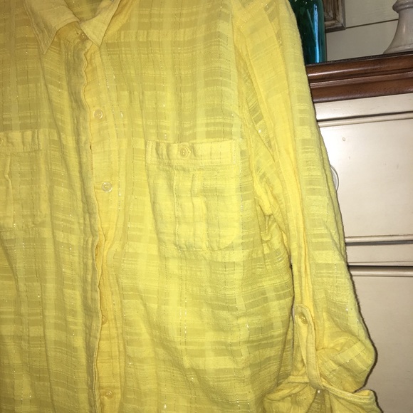 Chico’s yellow sparkle stripe tab-sleeve top - Picture 2 of 5